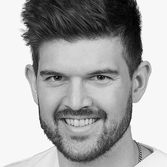 [Translate to Deutsch (Österreich):] Portraitbild des Referenten in schwarz-weiß, PD Dr. med. dent. Jean-Claude Imber