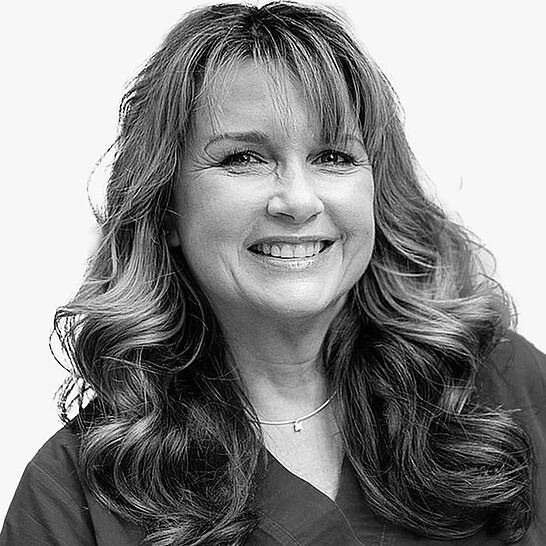 [Translate to Deutsch (Österreich):] Portraitbild des Referenten in schwarz-weiß, Dr. John-Weißer