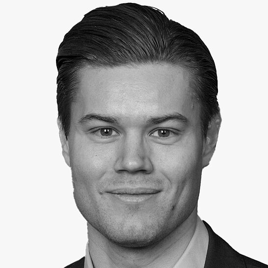 [Translate to Deutsch (Österreich):] Portraitbild des Referenten in schwarz-weiß, Dr. Dr. Daniel Stephan