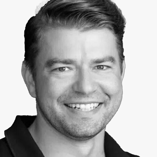 [Translate to Deutsch (Österreich):] Portraitbild des Referenten in schwarz-weiß, Dr. Mühlig